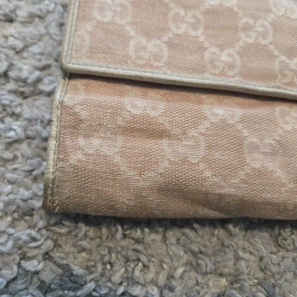 Gucci vintage bifold